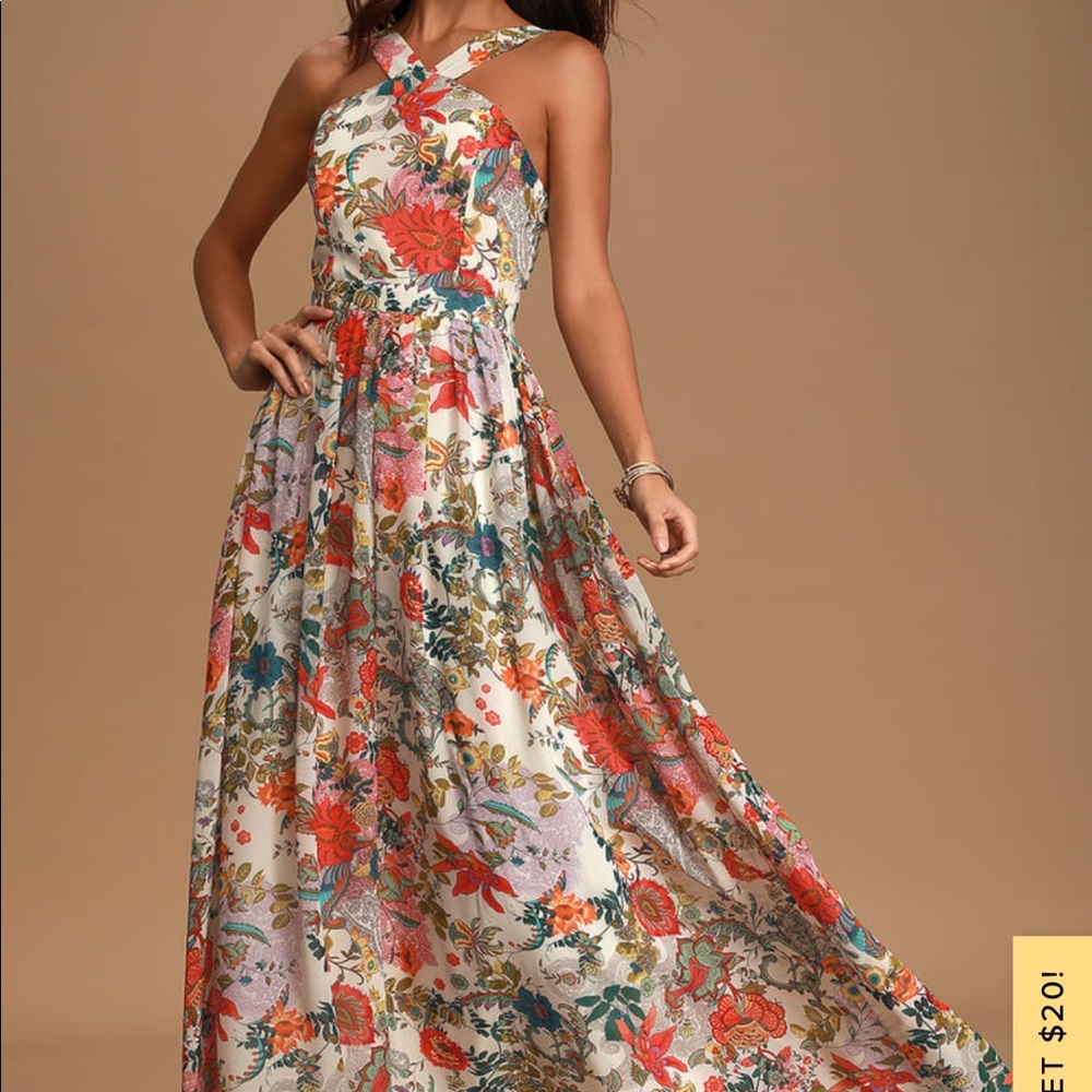 Lulu’s Cream Floral Maxi Dress NWT
